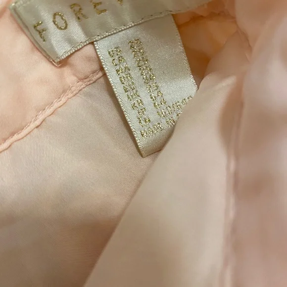 Pink rosette circle skirt - Picture 4 of 8